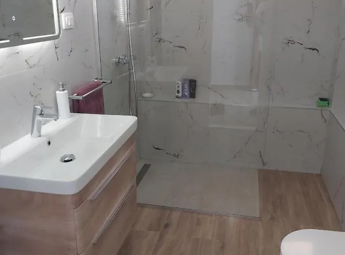 House Petar By Sea Villa